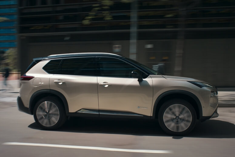 ניסאן אקסטרייל